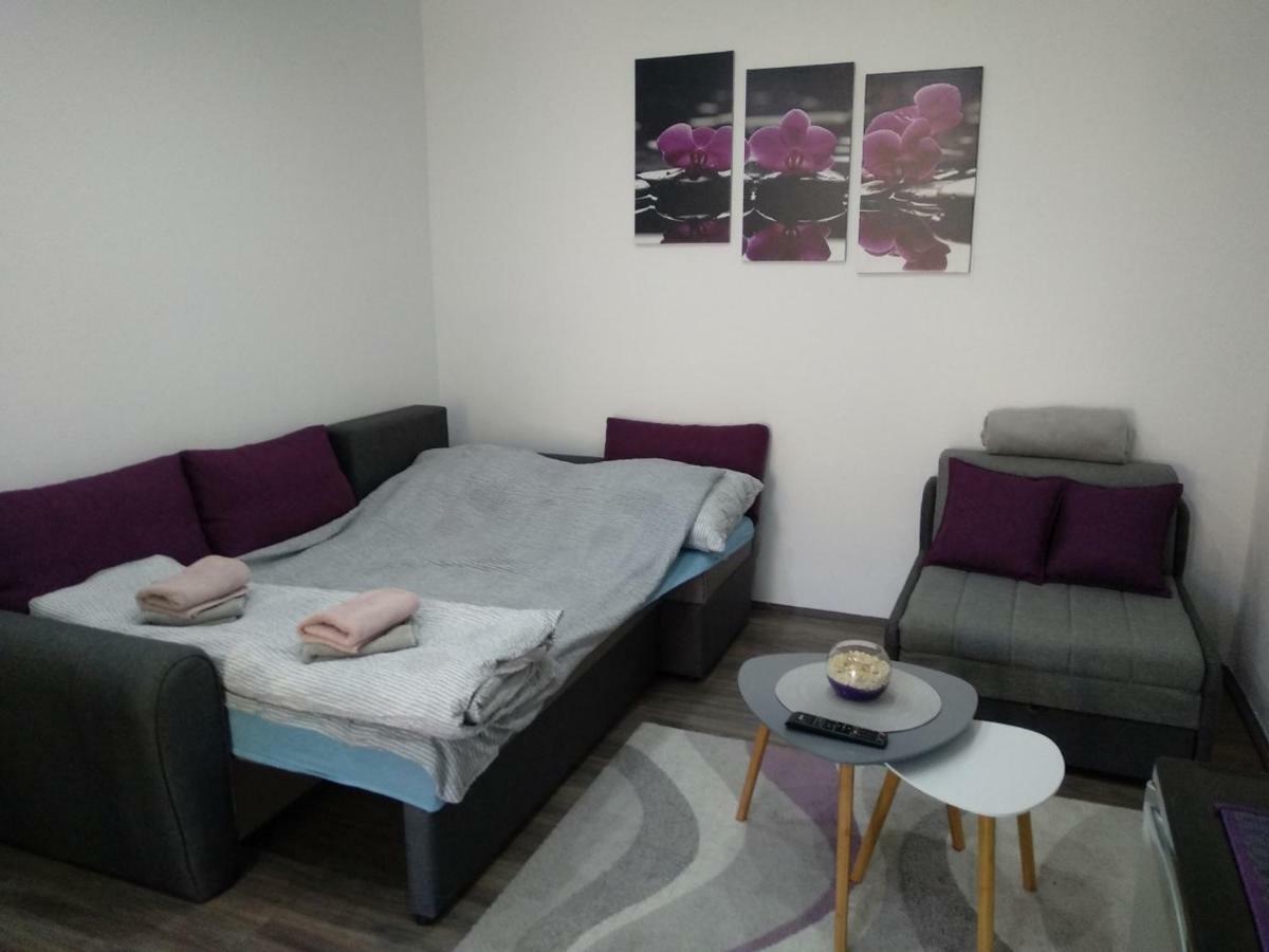 Rooms Jelena Zrenjanin Exterior foto